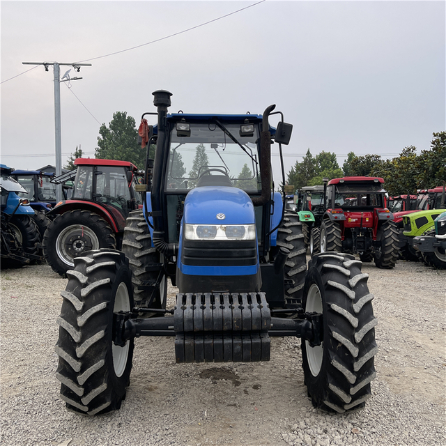 مستعملة شعبية New Holland SNH1354 135HP 4WD مريحة Traktor